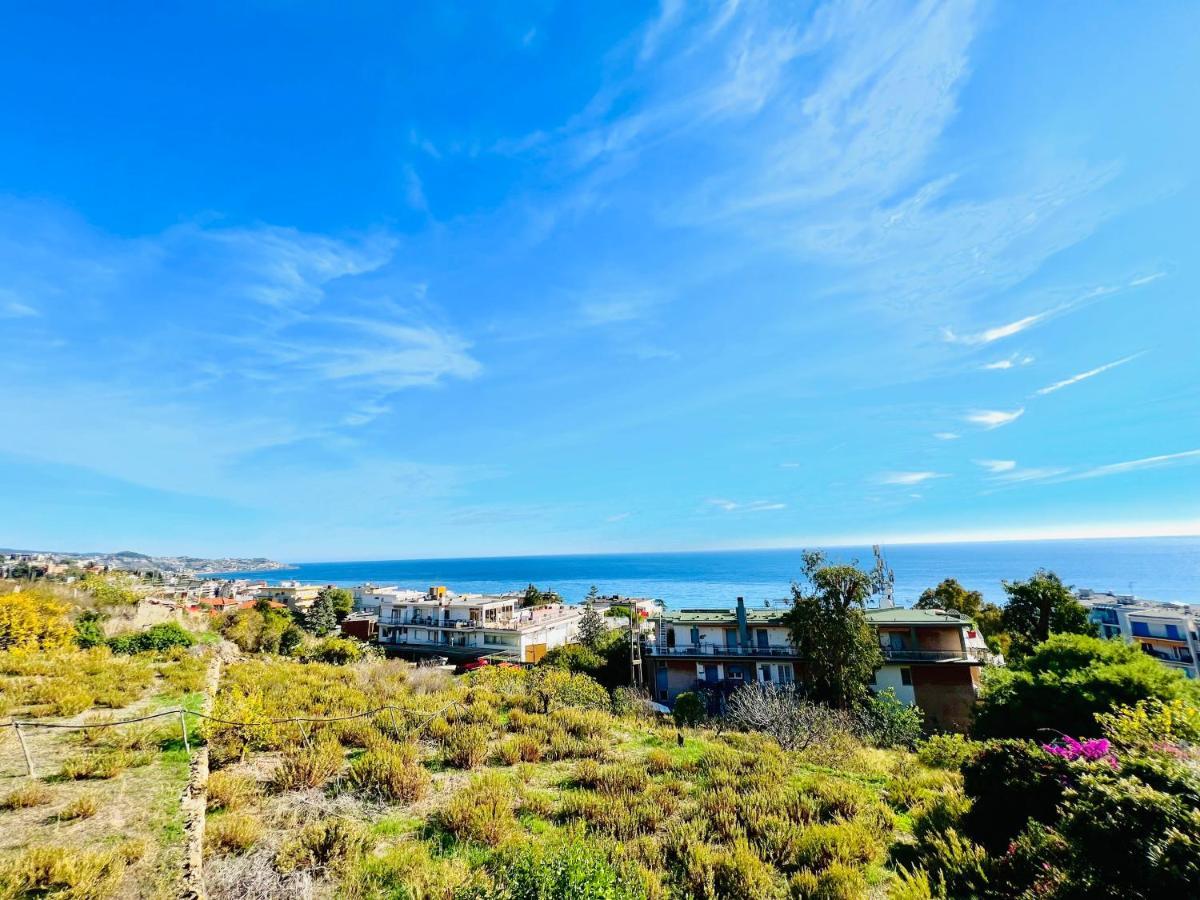 Suite Semeria 236 - Vista Mare Sanremo Bagian luar foto